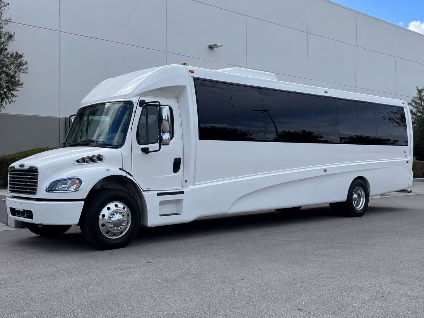 Jacksonville Bachelor & Bachelorette Transportation
