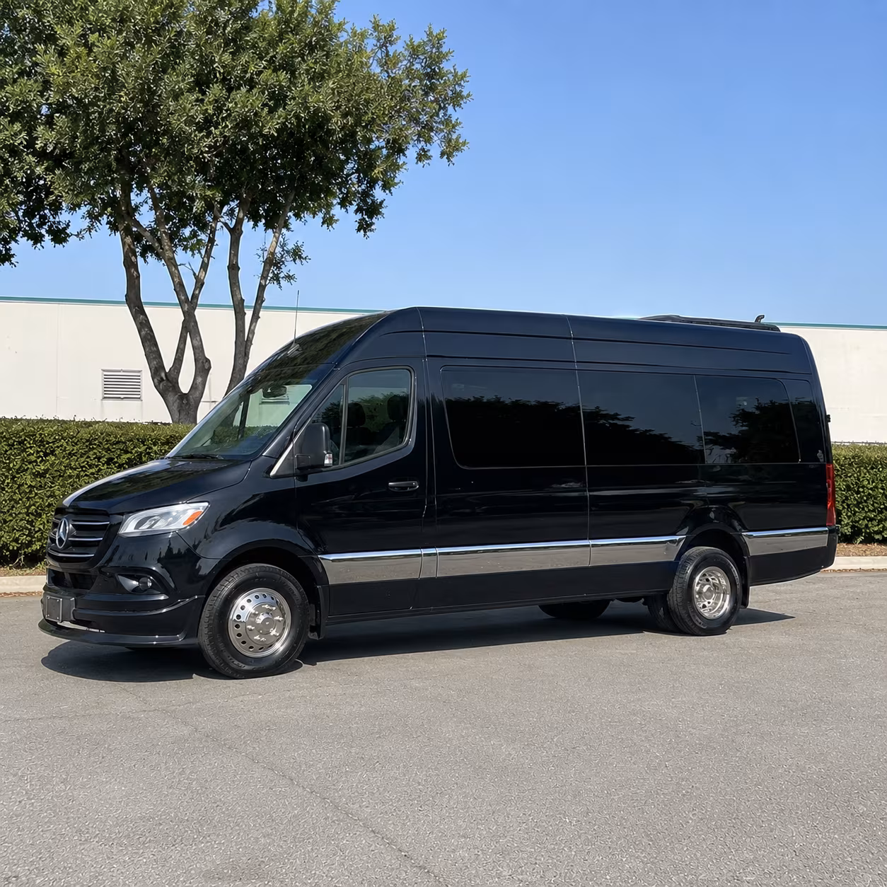 Jacksonville Airport Shuttle & Transportation party bus exterior