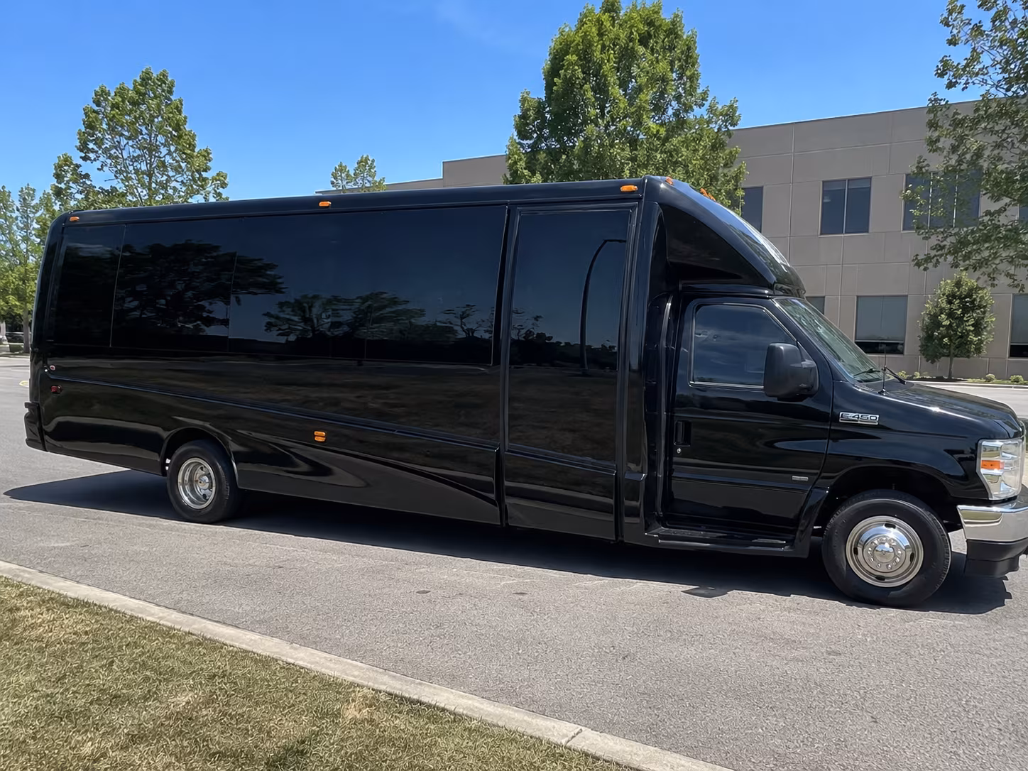 Jacksonville Birthday, Sweet 16, & Quinceañera Transportation party bus exterior