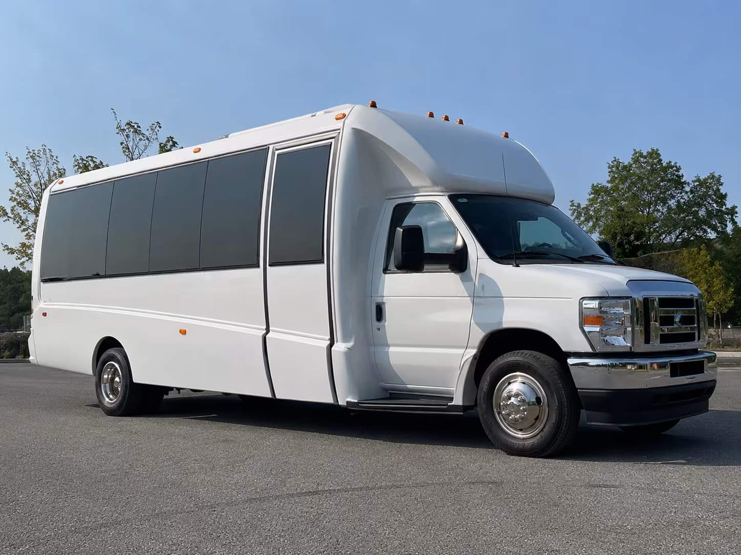 Jacksonville Birthday, Sweet 16, & Quinceañera Transportation pickup coordination