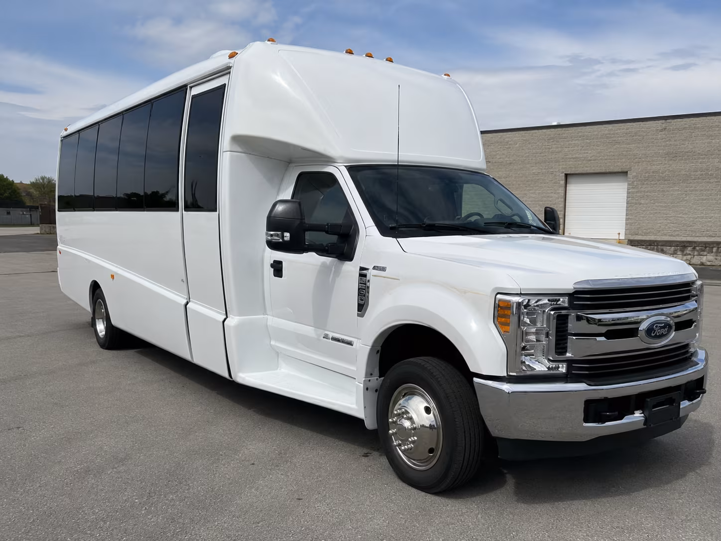 Jacksonville Corporate Transportation party bus exterior